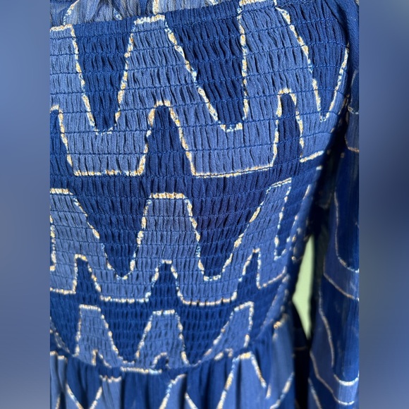 Anthropologie Moon River blue print maxi dress. Smocked bodice. Square neck M - Picture 7 of 14